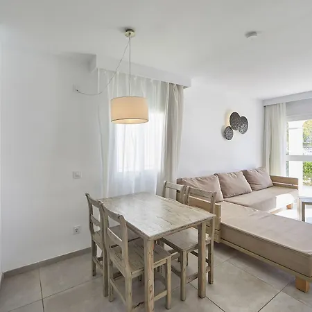 Aparthotel Seaclub Alcudia Mediterranean (adults Only)